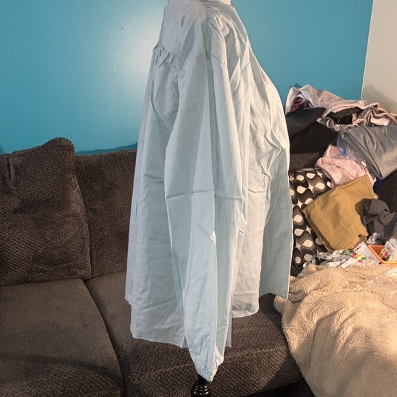 New Textile Elizabeth and James Oversized Button Down, XL - Picture 3 of 7